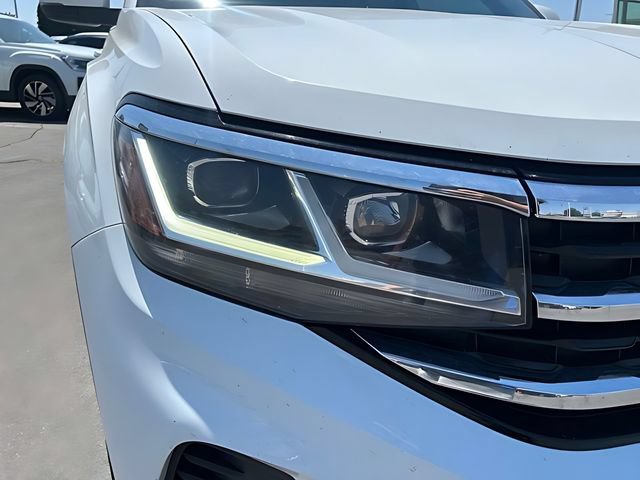 Used 2020 Volkswagen Atlas Cross Sport SE w/ Towing Package AWD/4WD image 9