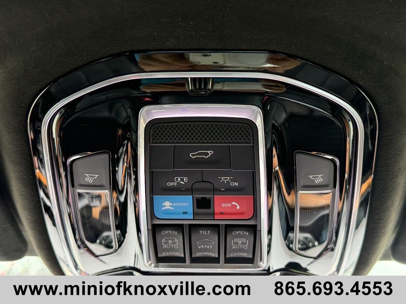 Used 2024 Jeep Grand Cherokee L Summit AWD/4WD image 27