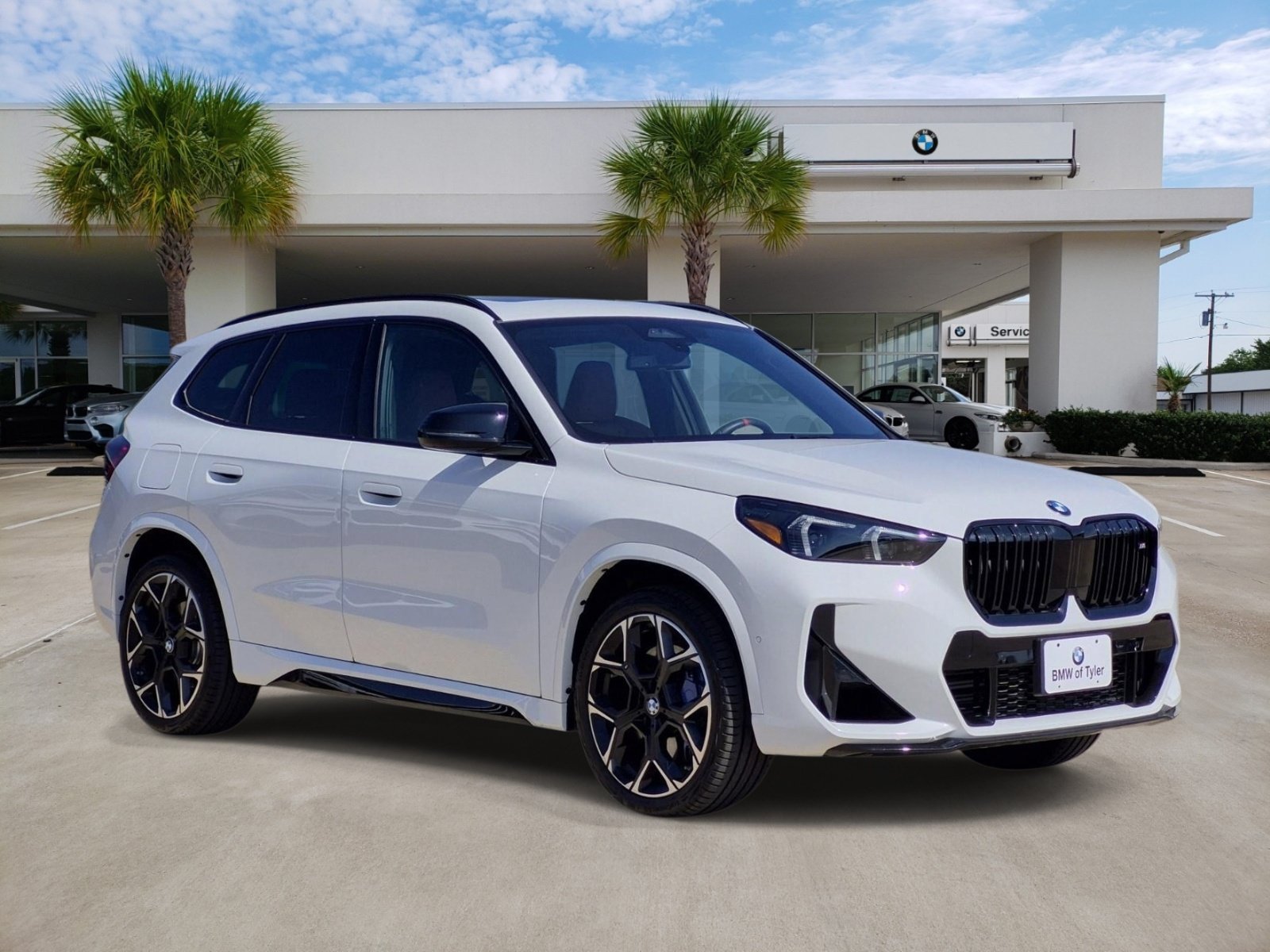 Certified 2026 BMW X1 M35i AWD/4WD image 3