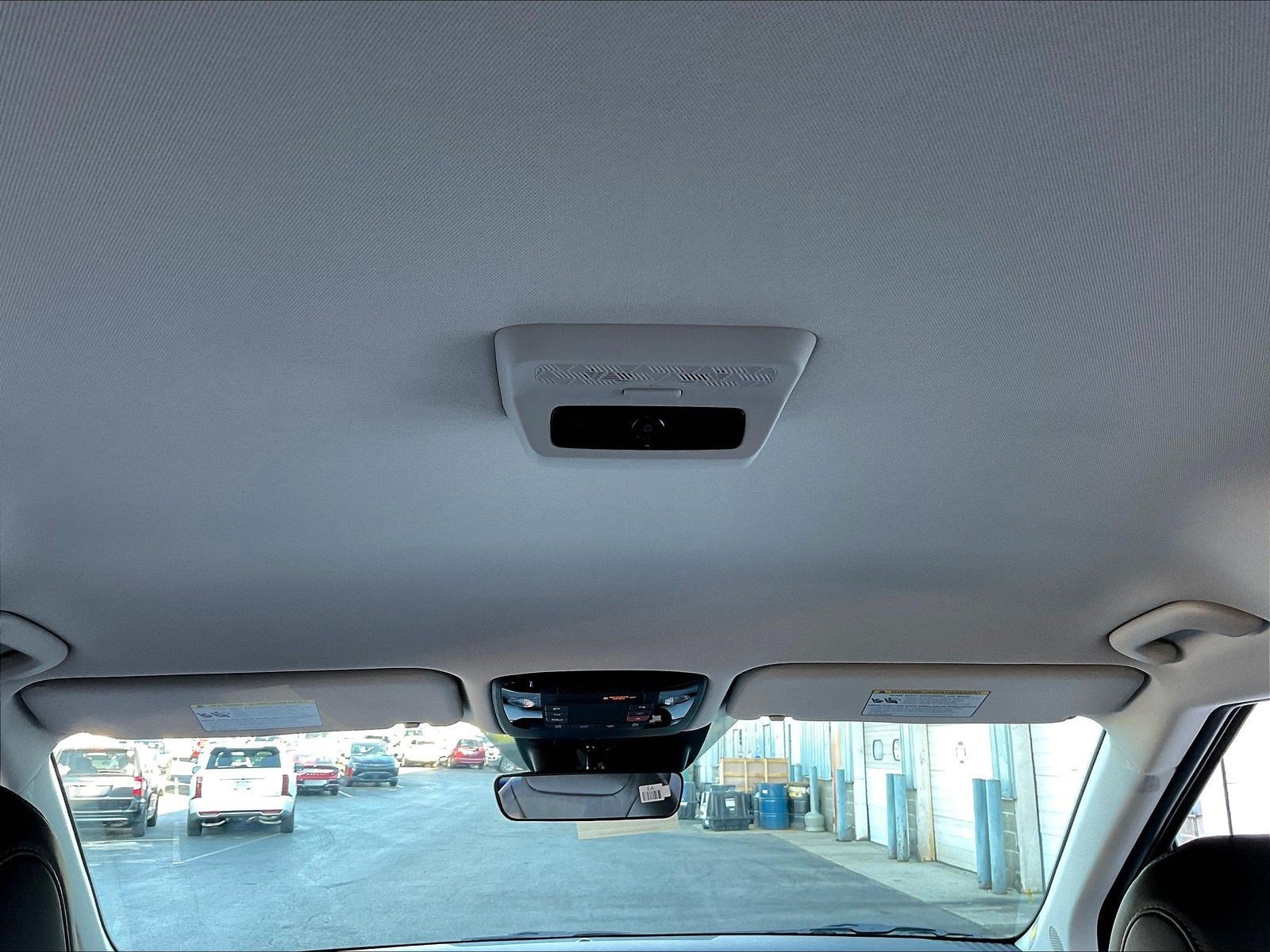 New 2027 Kia Carnival EX FWD image 27
