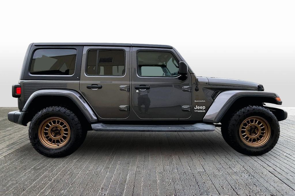 Used 2019 Jeep Wrangler Unlimited Sahara image 8
