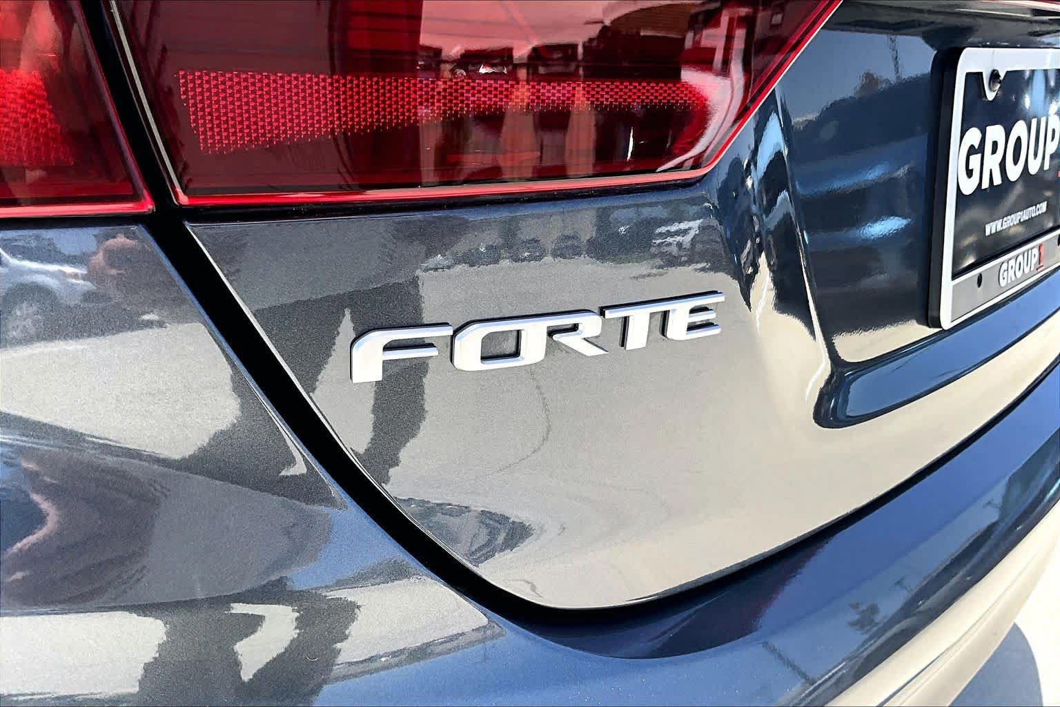 Used 2022 Kia Forte LXS w/ LXS Technology Package FWD image 29