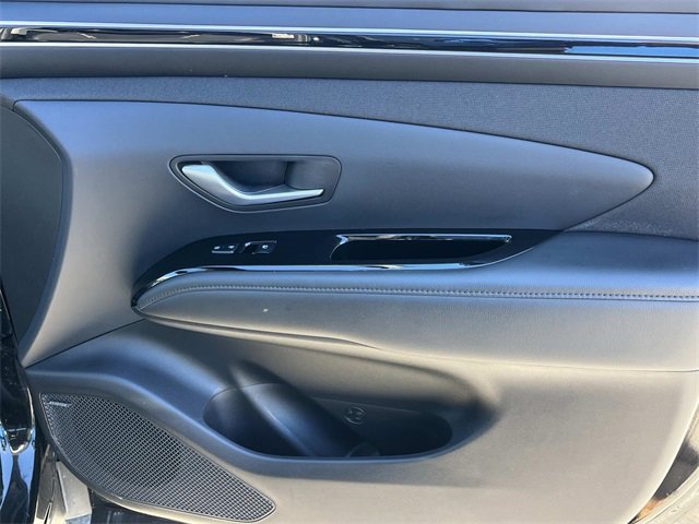 Used 2023 Hyundai Tucson Limited image 24