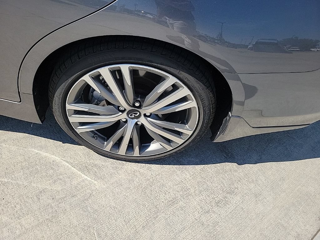 Used 2018 INFINITI Q50 Sport AWD/4WD image 9