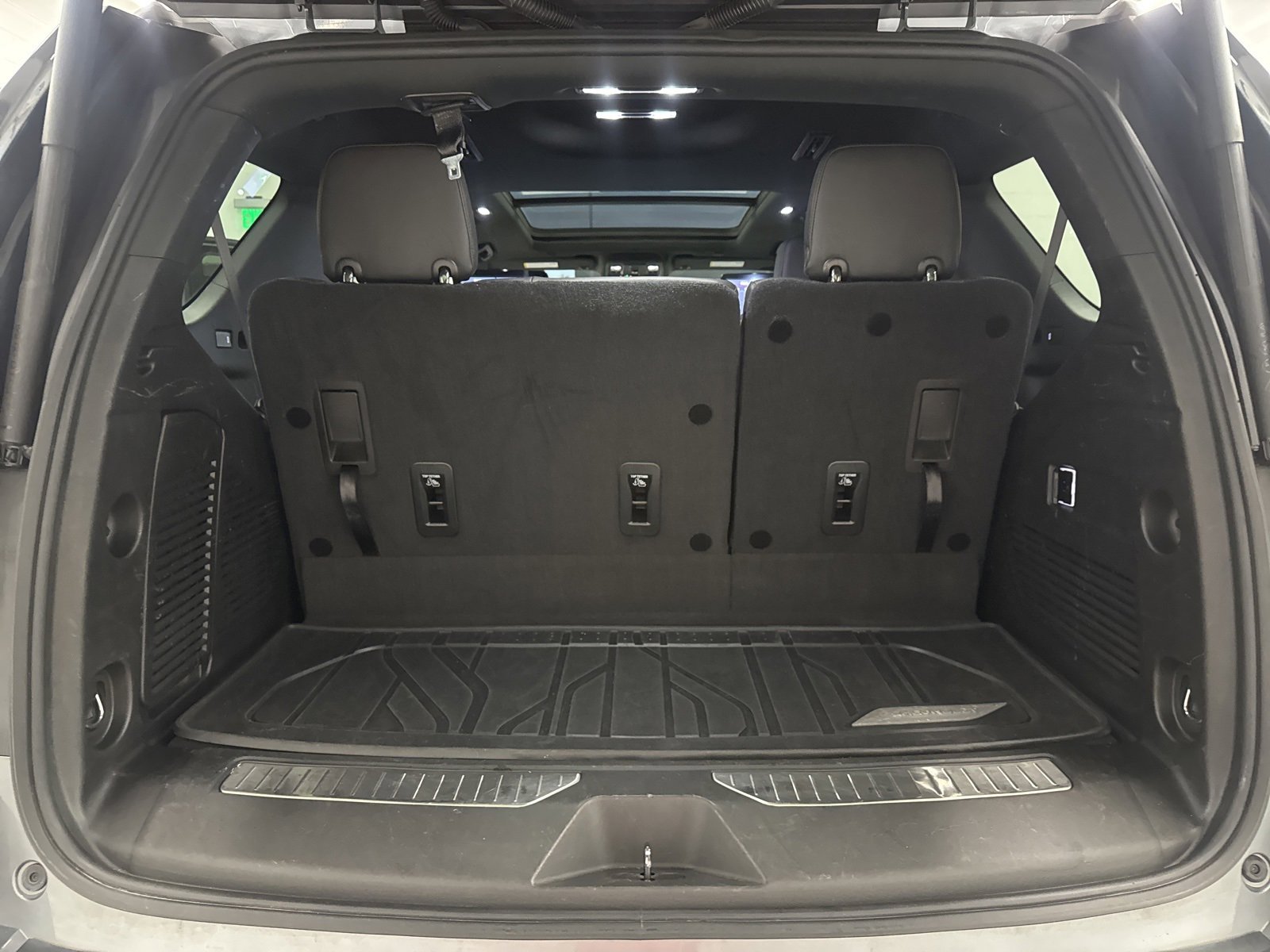 Used 2021 Chevrolet Tahoe Z71 w/ Rear Media and Nav Package image 29