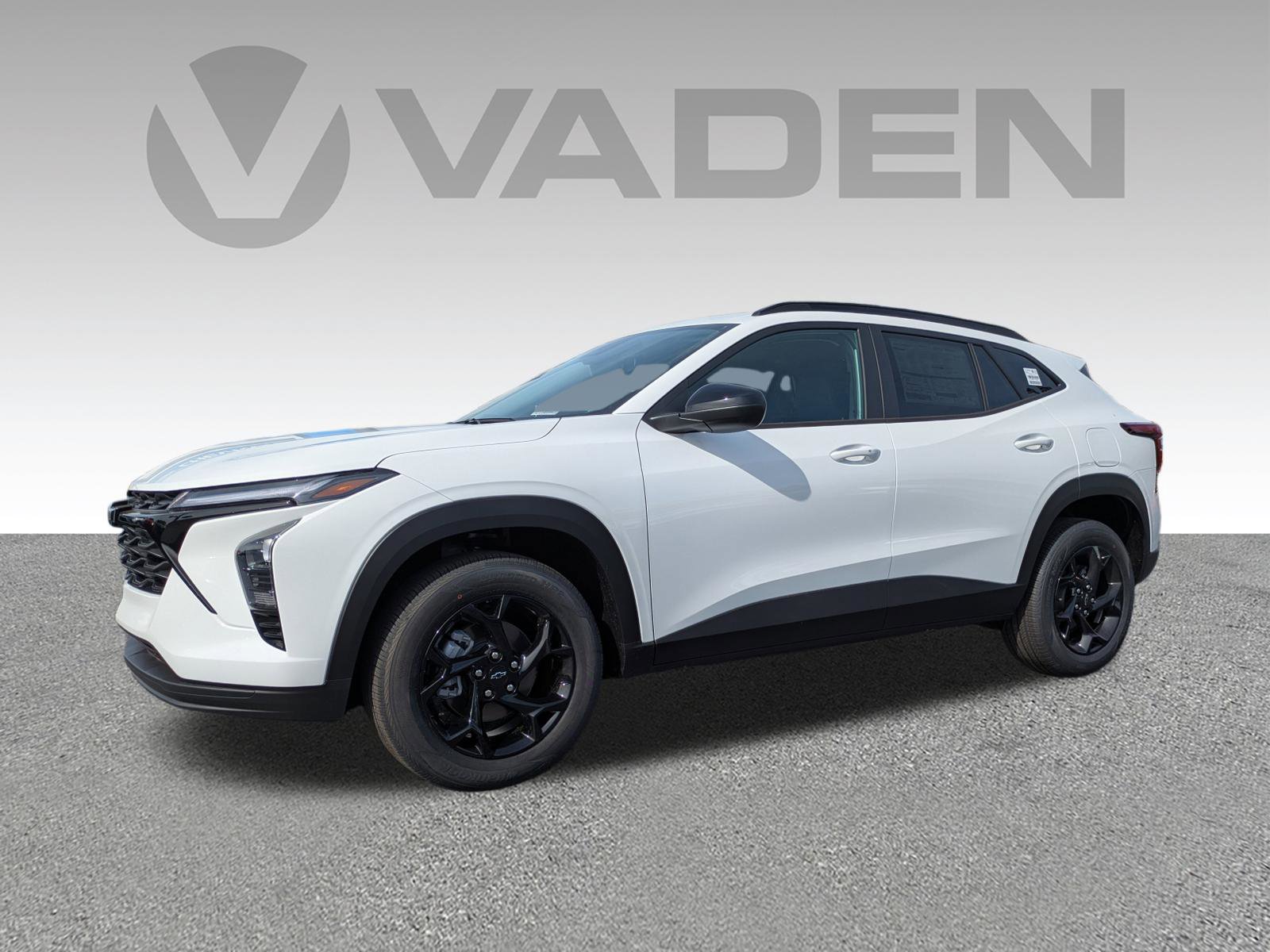 New 2026 Chevrolet Trax LT w/ Midnight Edition video 2