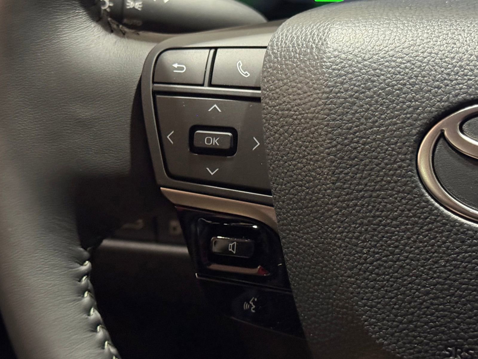 New 2026 Toyota Camry XLE AWD/4WD image 31