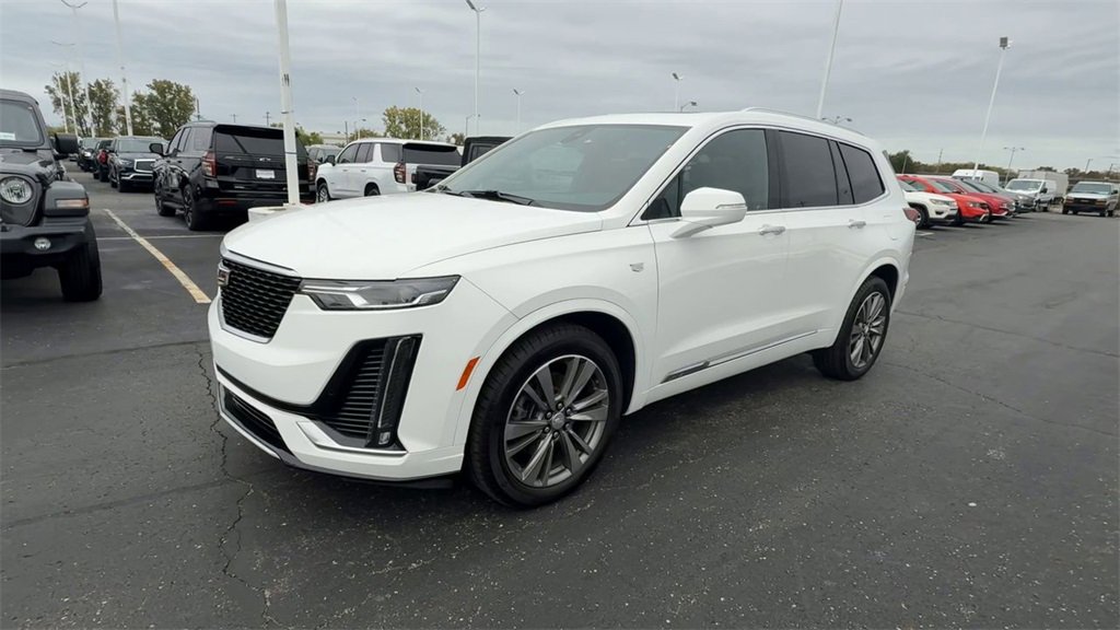 Used 2021 Cadillac XT6 Premium Luxury image 4