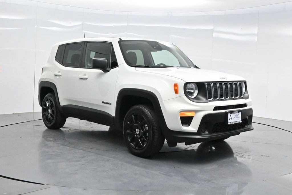 Used 2023 Jeep Renegade Latitude AWD/4WD image 33