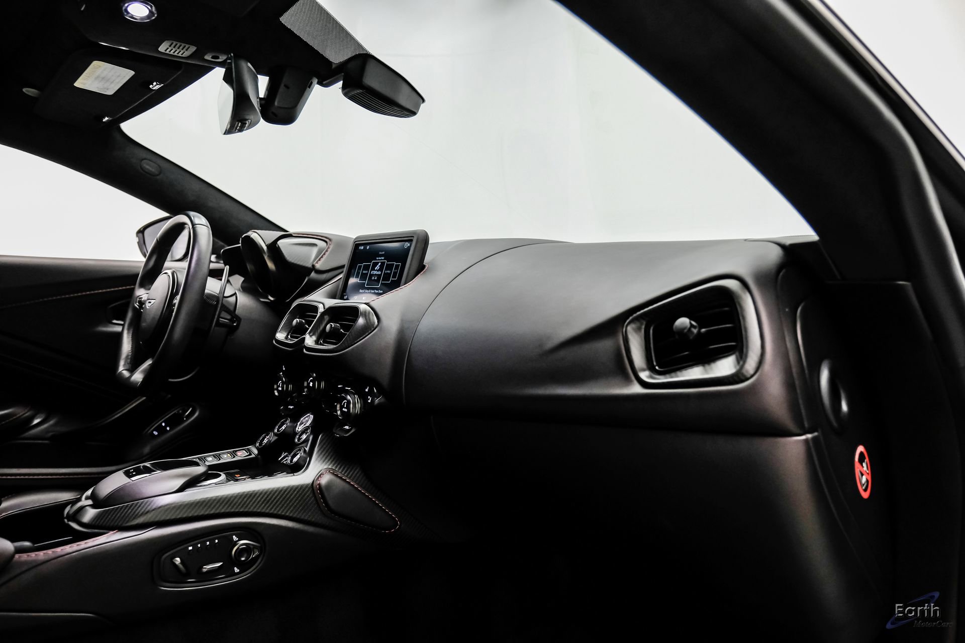 Used 2023 Aston Martin V12 Vantage RWD image 53