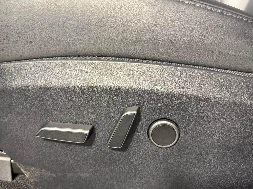 Used 2024 Tesla Model Y Long Range image 23