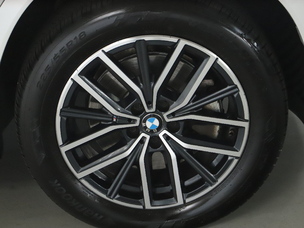Used 2023 BMW X1 xDrive28i w/ Premium Package AWD/4WD image 10