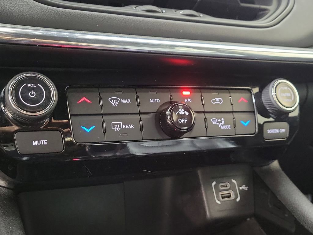 Used 2022 Jeep Compass High Altitude AWD/4WD image 21
