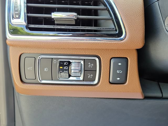 Certified 2023 Lincoln Navigator Reserve w/ Monochromatic Package AWD/4WD image 14