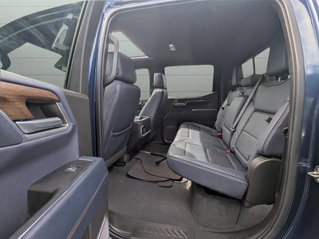 Used 2023 Chevrolet Silverado 1500 High Country w/ Technology Package AWD/4WD image 26