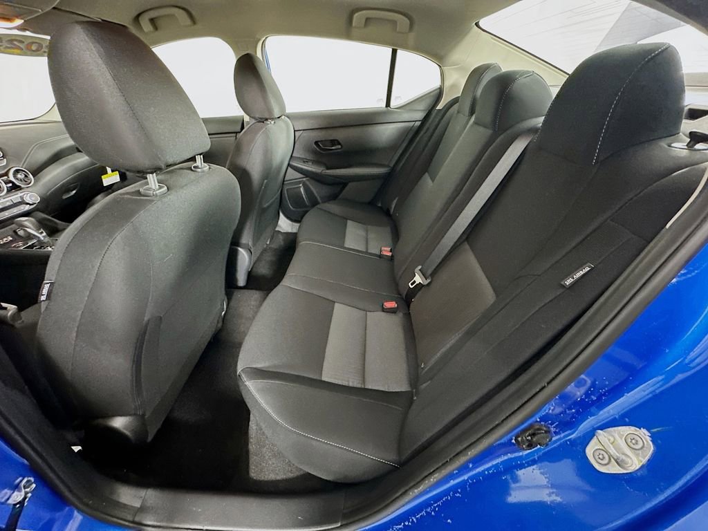 Certified 2025 Nissan Sentra SV image 31