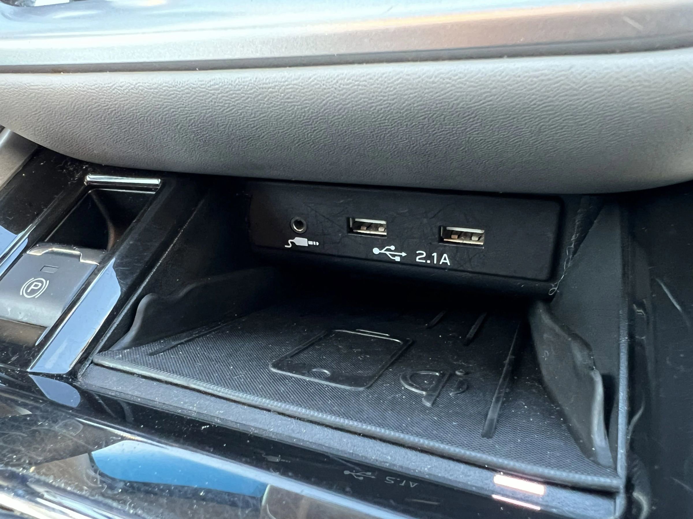 Used 2021 Subaru Legacy Premium image 21