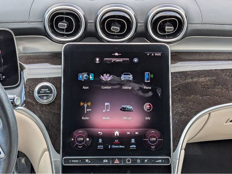 Used 2024 Mercedes-Benz GLC 300 4MATIC image 21