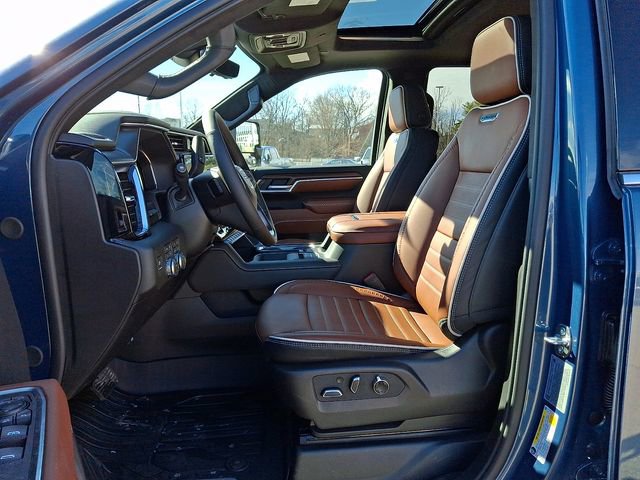 New 2026 GMC Sierra 2500 Denali Ultimate image 15