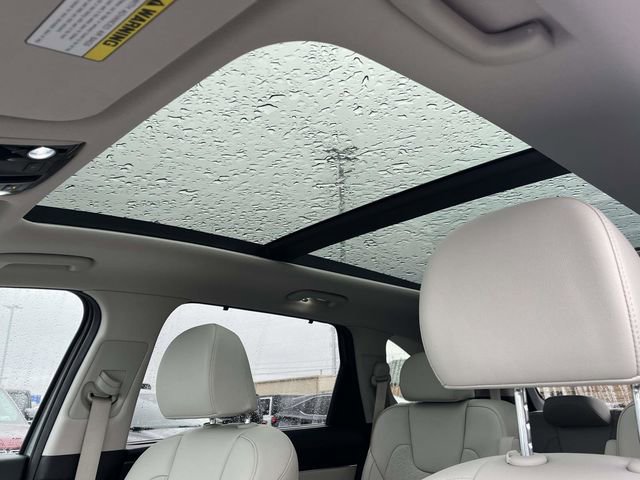 Used 2024 Kia Sorento SX Prestige image 14