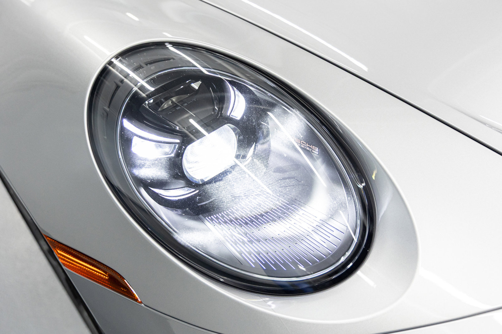Used 2022 Porsche 911 GT3 RWD image 12
