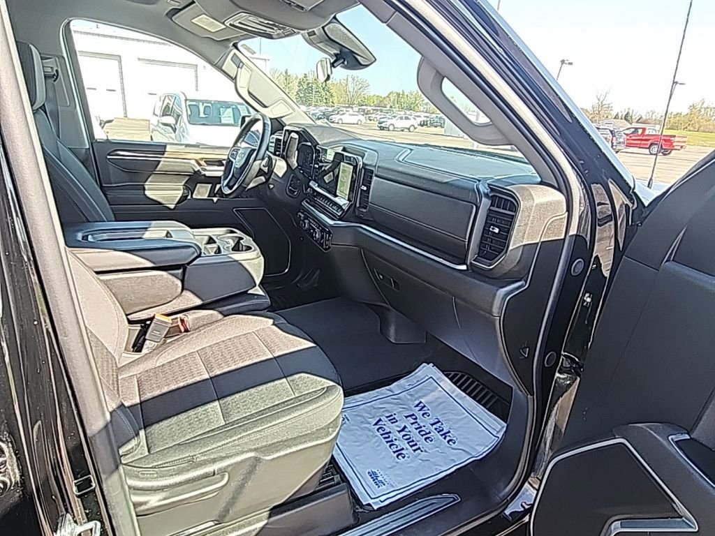 Certified 2026 Chevrolet Silverado 1500 LT AWD/4WD image 14