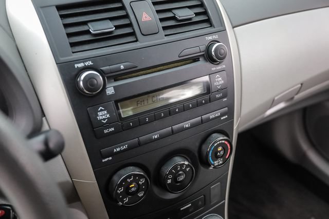 Used 2010 Toyota Corolla LE FWD image 43