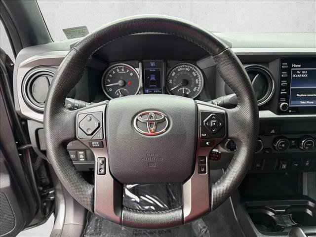 Used 2020 Toyota Tacoma TRD Off-Road AWD/4WD image 15