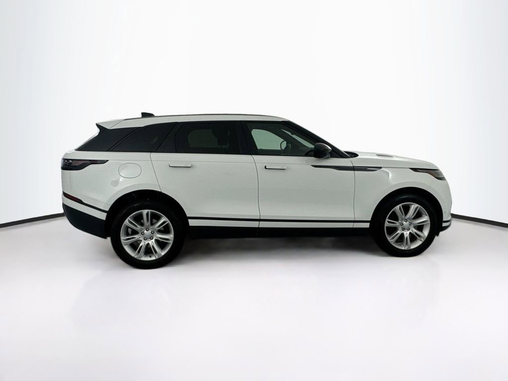 Used 2026 Land Rover Range Rover Velar S image 4