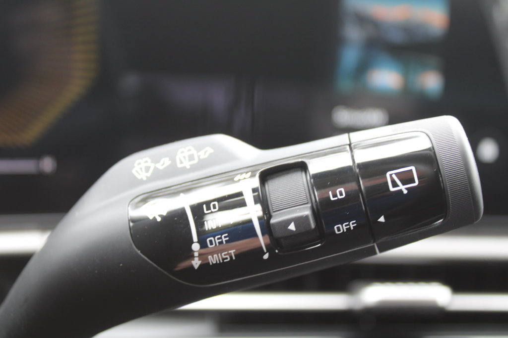 New 2027 Kia Sportage LX FWD image 30