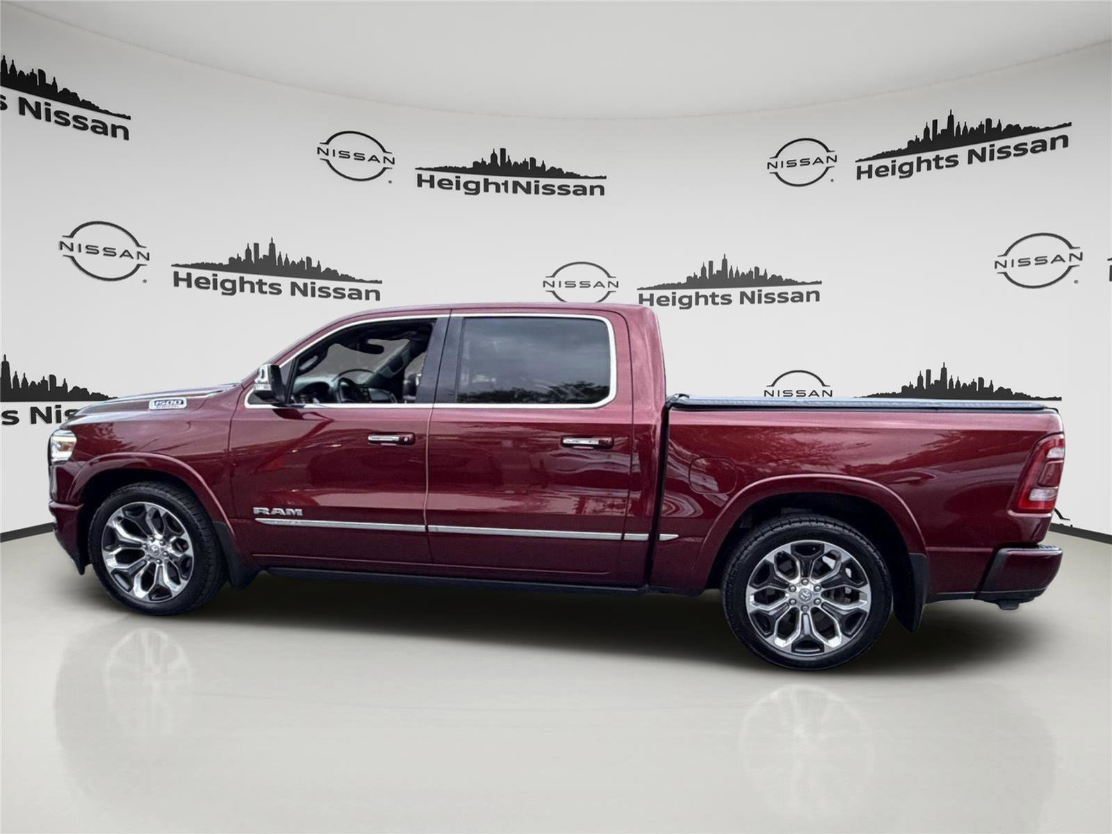 Used 2020 RAM 1500 Limited AWD/4WD image 2