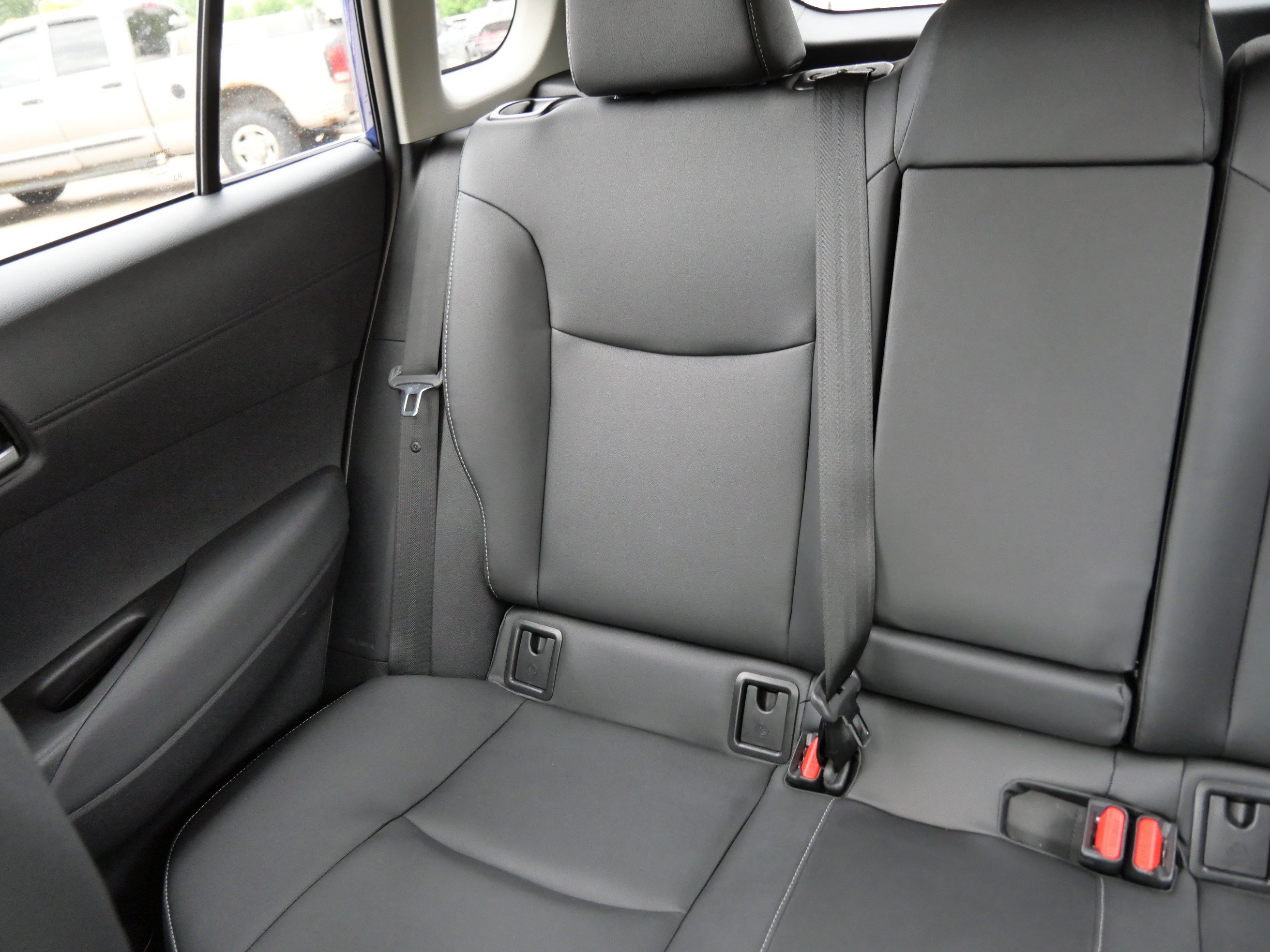 Used 2025 Toyota Corolla Cross XLE w/ Convenience Package AWD/4WD image 13