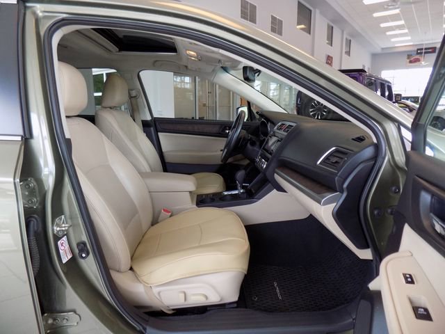 Used 2016 Subaru Outback 2.5i Limited AWD/4WD image 24