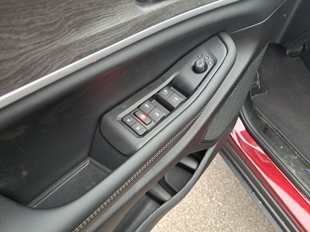 New 2025 Jeep Grand Cherokee L Limited w/ Black Appearance Package image 21