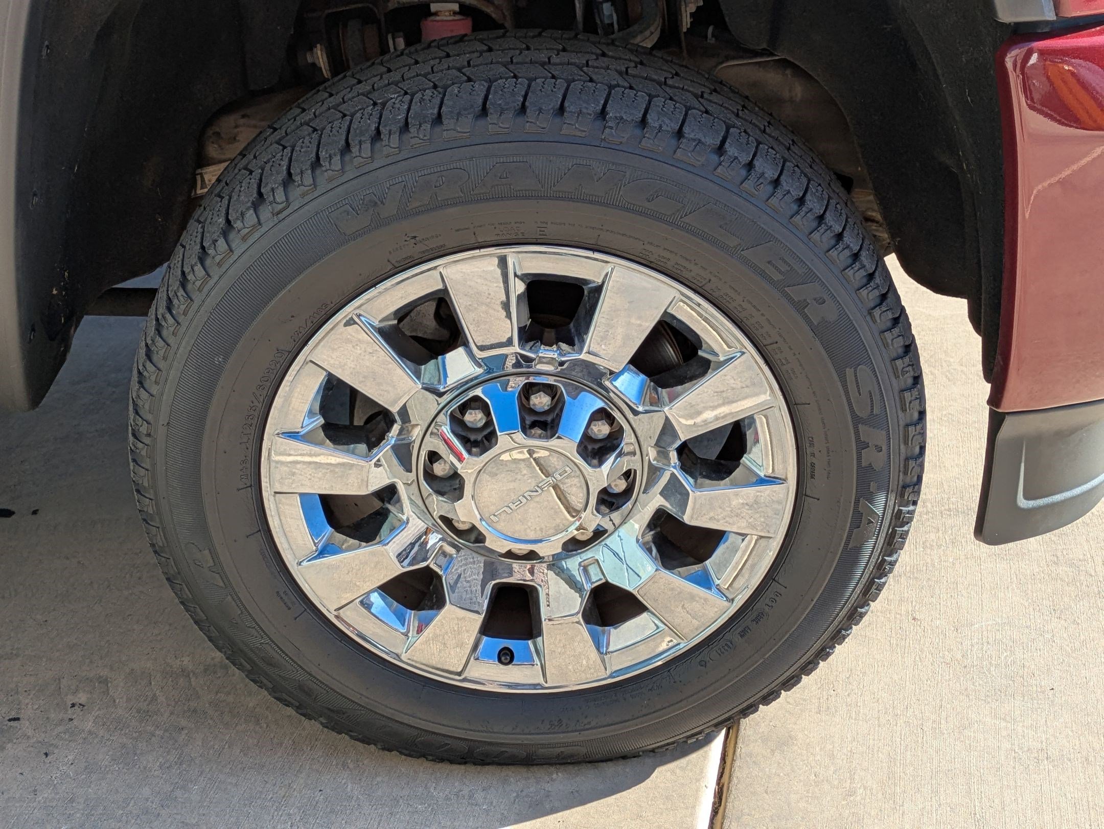 Used 2016 GMC Sierra 2500 Denali w/ Duramax Plus Package image 12