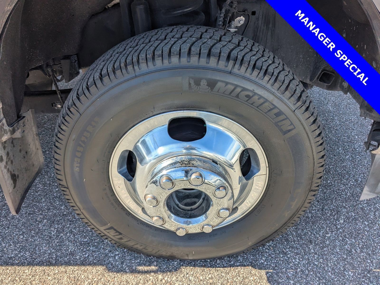 Used 2024 Ford F350 King Ranch w/ Chrome Package image 11