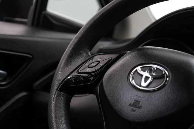 Used 2020 Toyota C-HR LE image 17