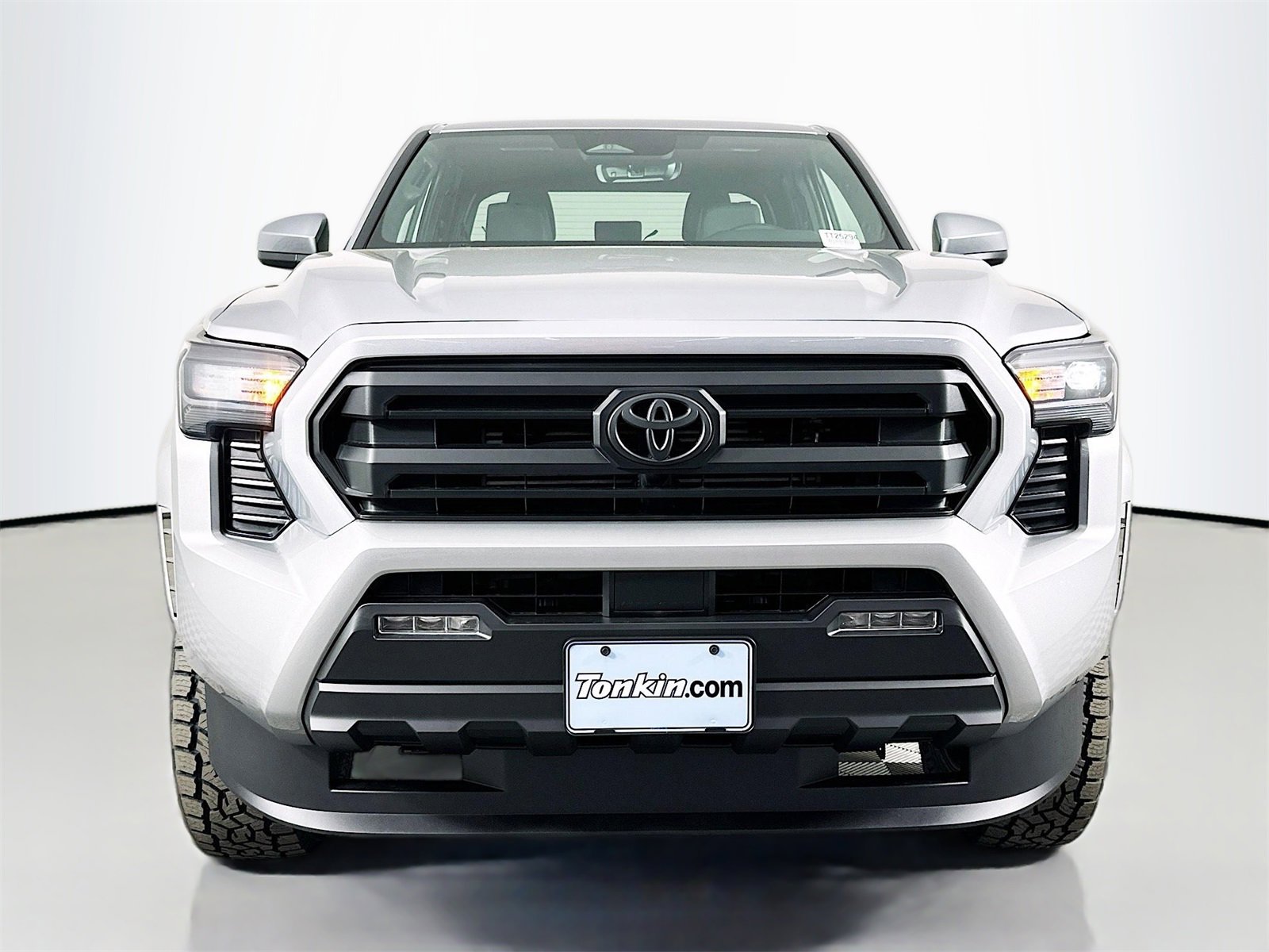 New 2025 Toyota Tacoma SR5 image 2