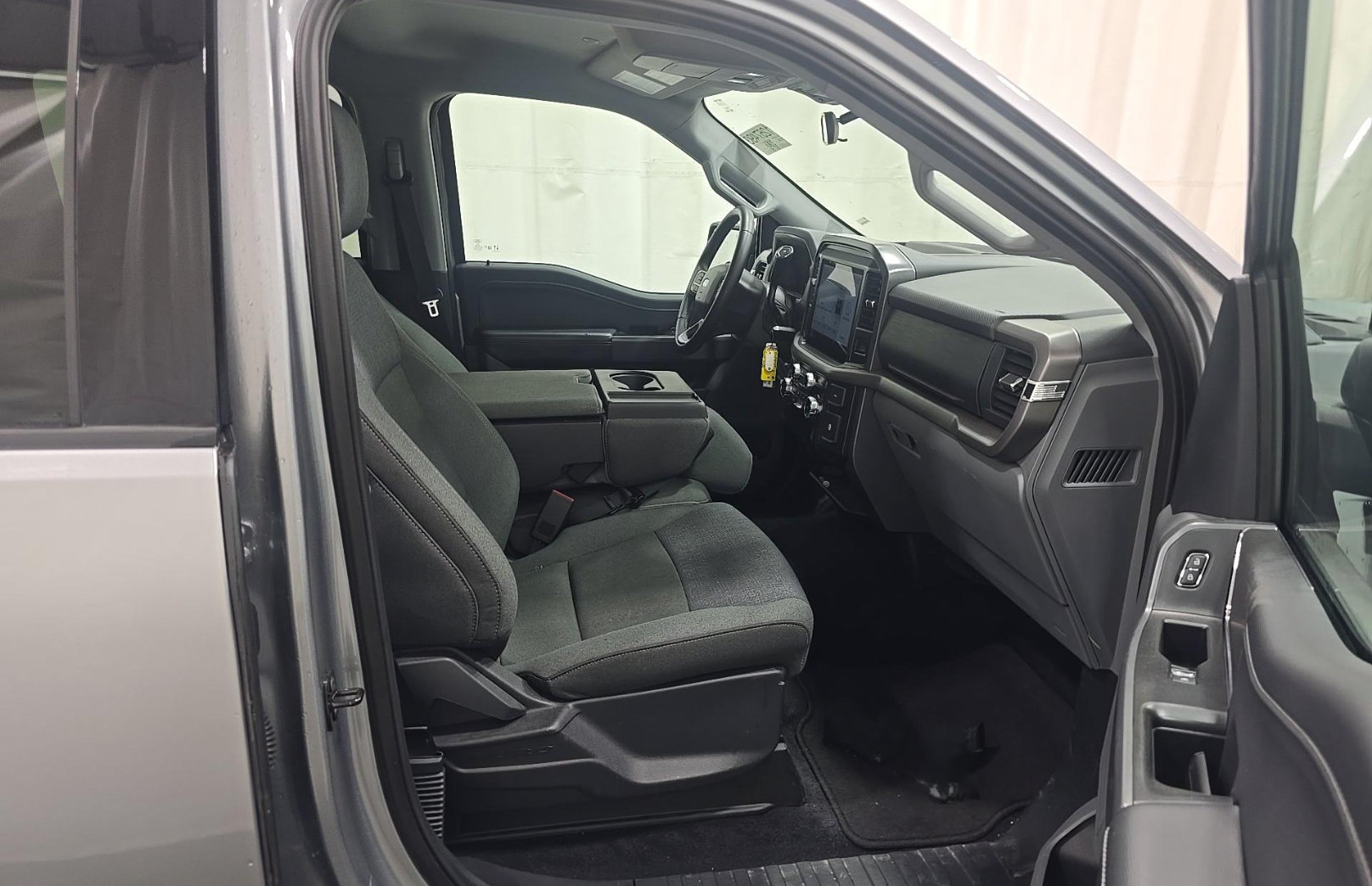 Used 2025 Ford F150 XLT w/ Equipment Group 301A Standard AWD/4WD image 8