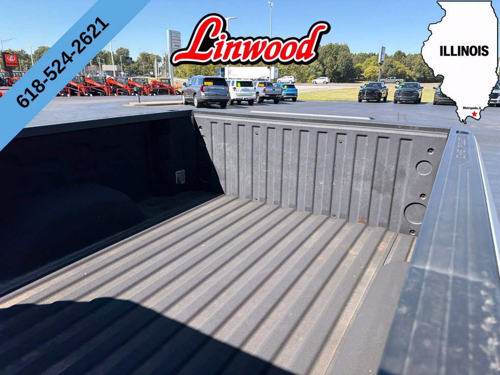 Used 2021 Chevrolet Silverado 1500 W/T w/ WT Safety Package RWD image 3