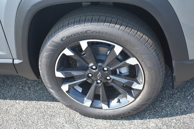 New 2027 Chevrolet Equinox RS w/ Convenience Package III FWD image 12