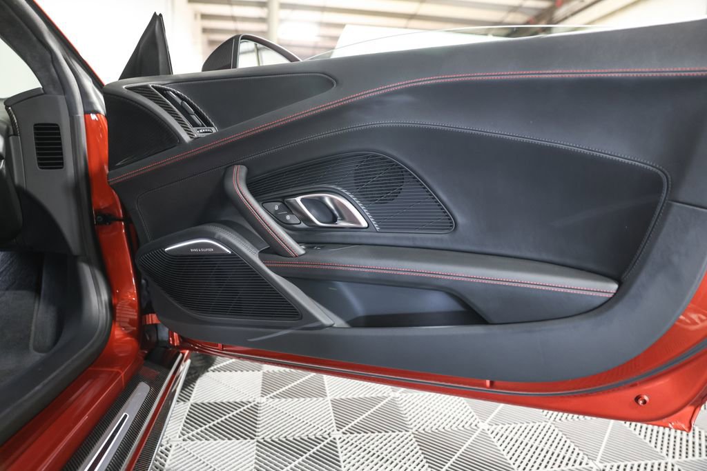 Used 2020 Audi R8 V10 performance image 21