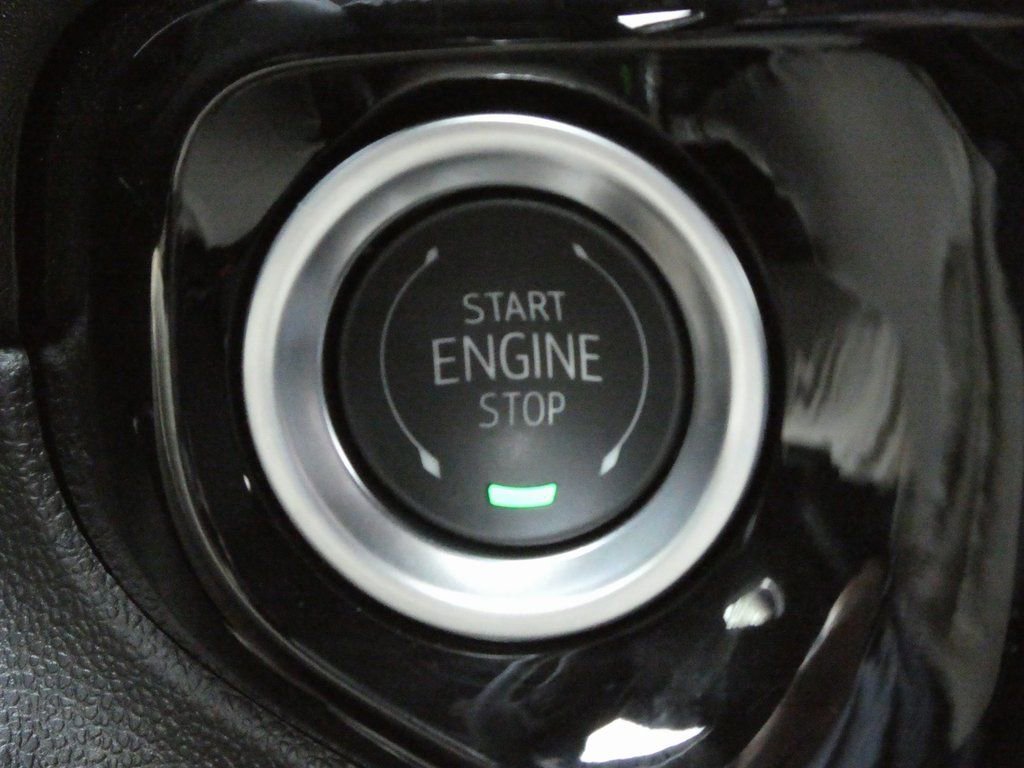 New 2025 GMC Sierra 2500 SLE w/ SLE Value Package; image 10