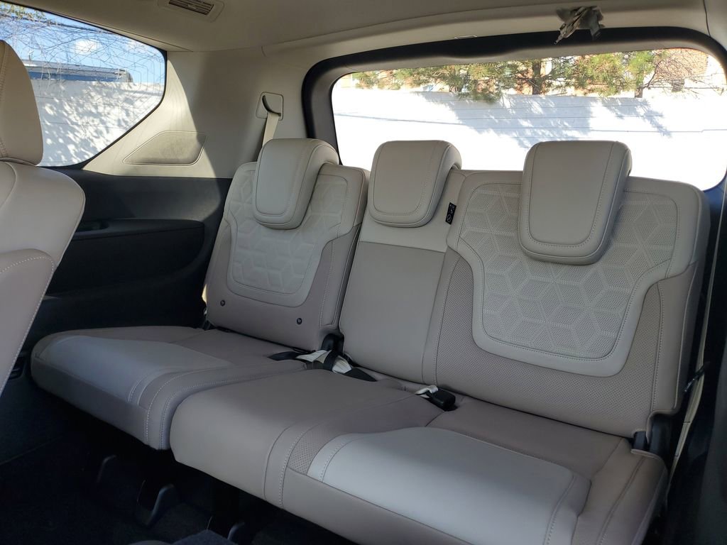 New 2026 Nissan Armada Platinum image 30