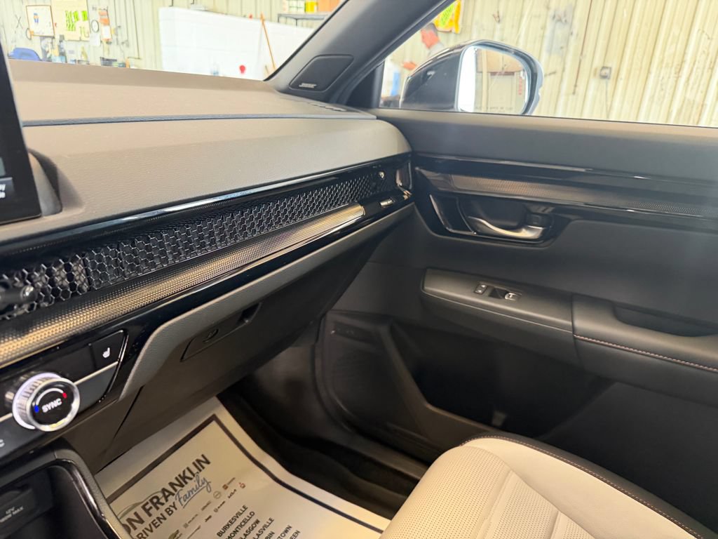 Used 2024 Honda CR-V Sport Touring image 14