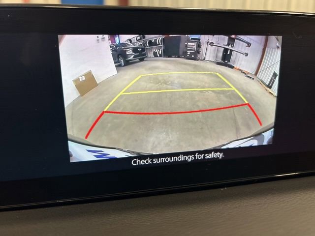 Used 2023 MAZDA MAZDA3 s image 28