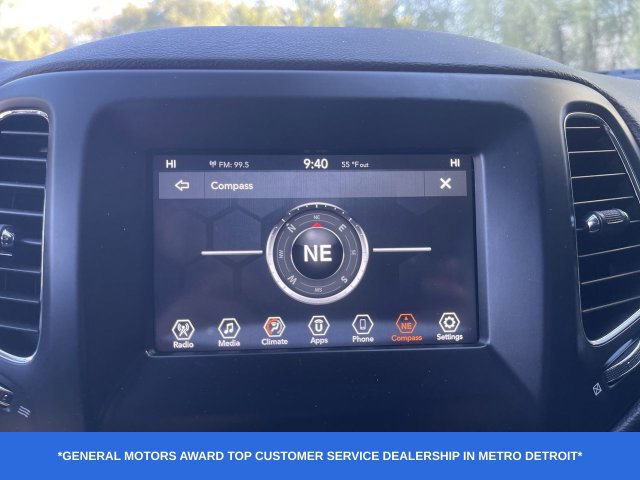 Used 2020 Jeep Compass Latitude FWD image 15