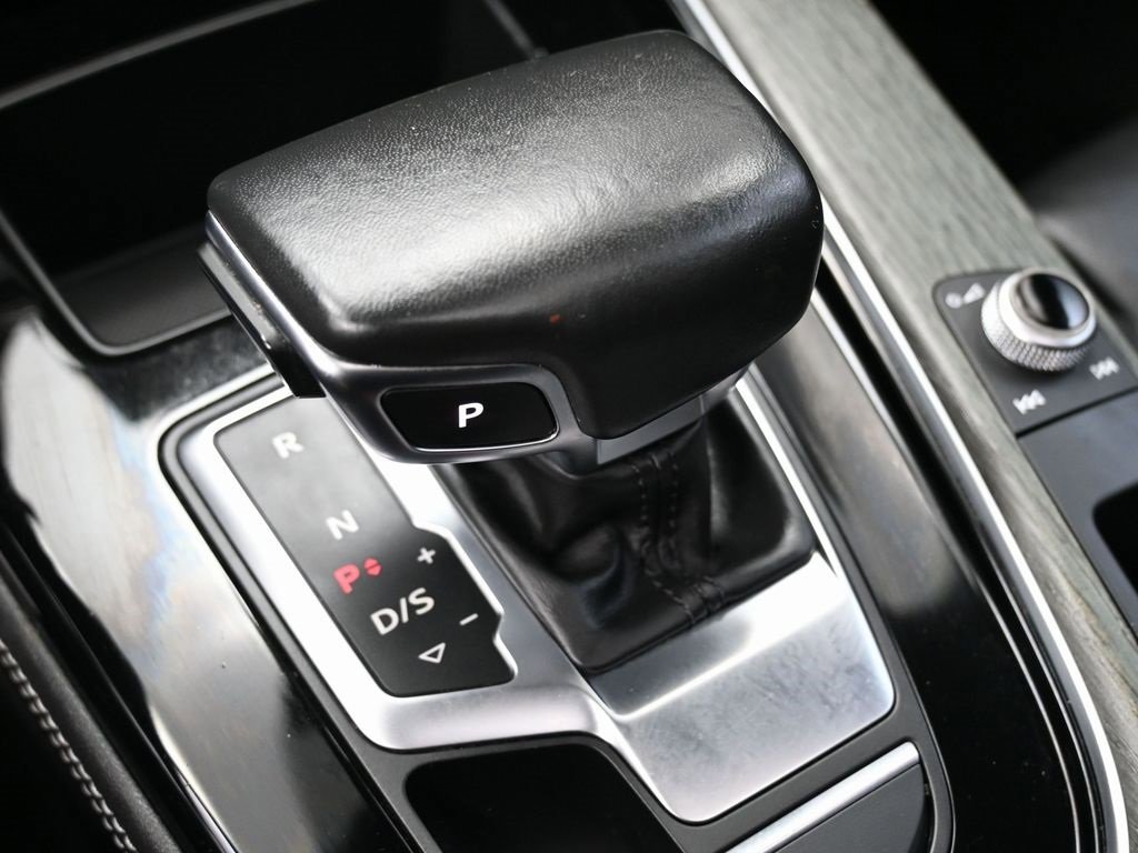 Used 2022 Audi A4 2.0T Premium Plus w/ Premium Plus Package image 30