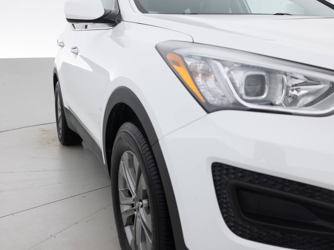 Used 2016 Hyundai Santa Fe Sport FWD image 11