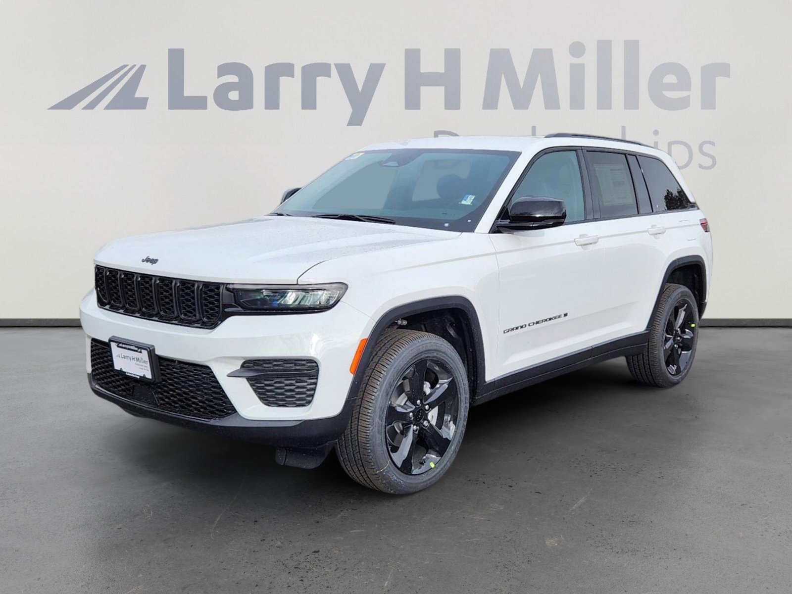 New 2025 Jeep Grand Cherokee Altitude